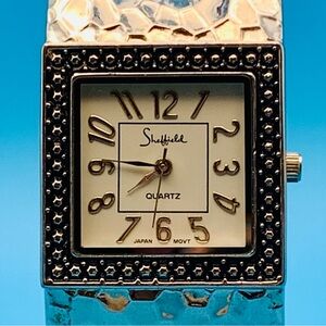 SHEFFIELD Vintage Women’s Quartz Cuff Bracelet Wristwatch Japan Movt Working Cnd
